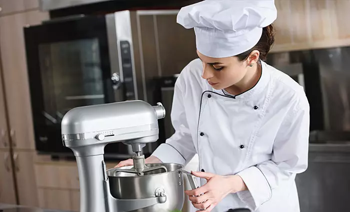 Mutfak Robotları ve Karıştırıcılar